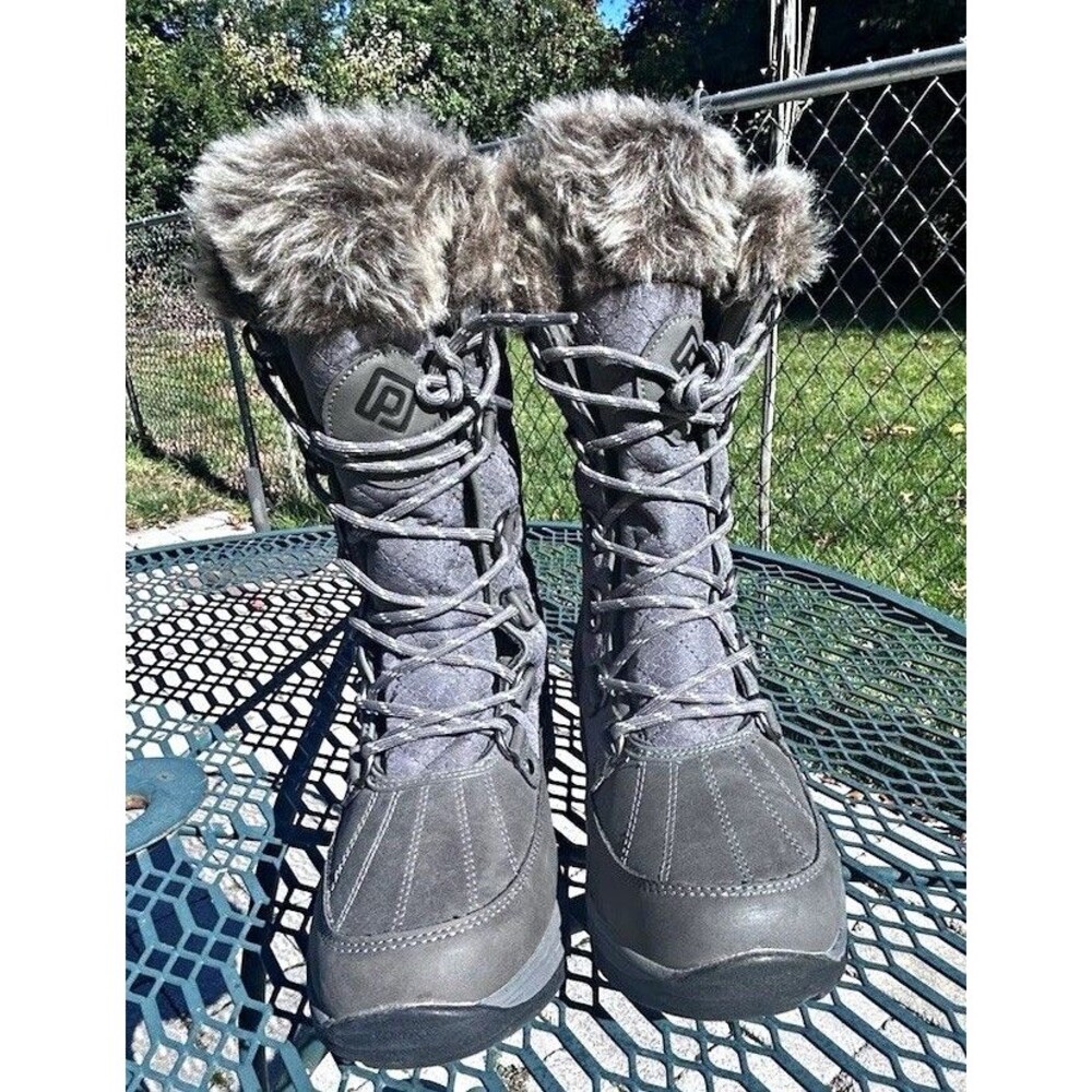 Pajar Canada Estate Women’s Winter Snow Boots Gray Faux Fur Lace Up Size 8 NWOT